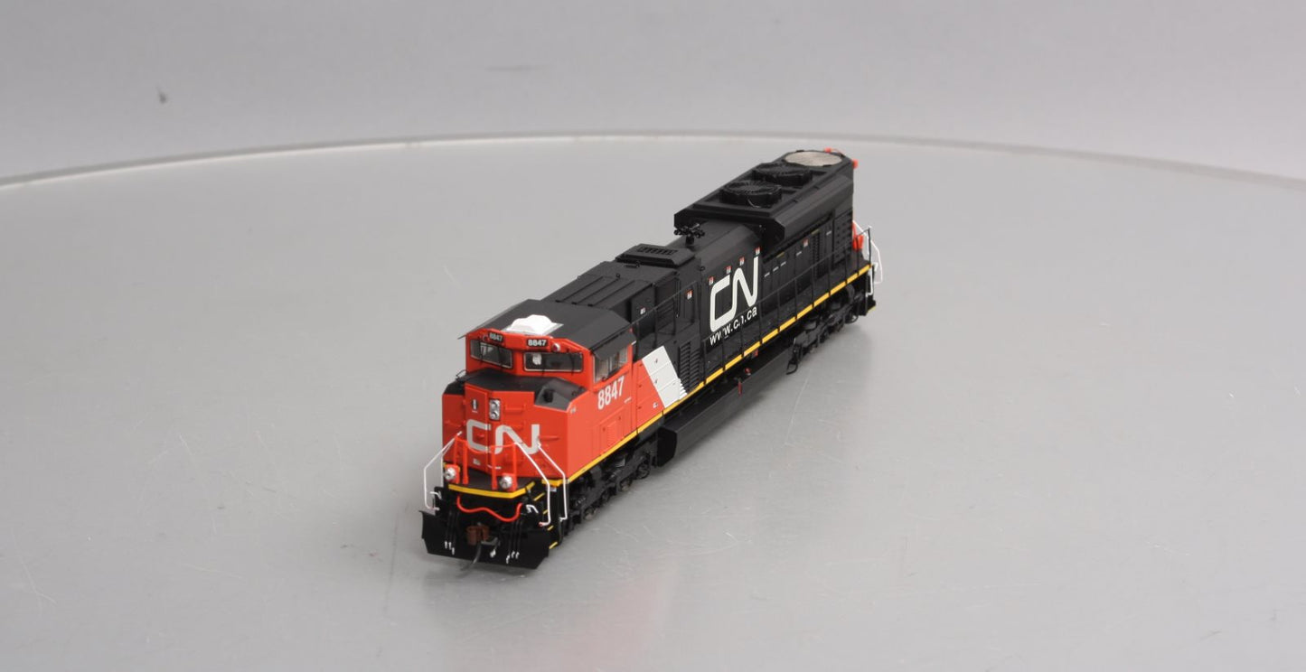 Athearn G68696 HO CN SD70M-2 Diesel Locomotive w/DCC/Sound #8847