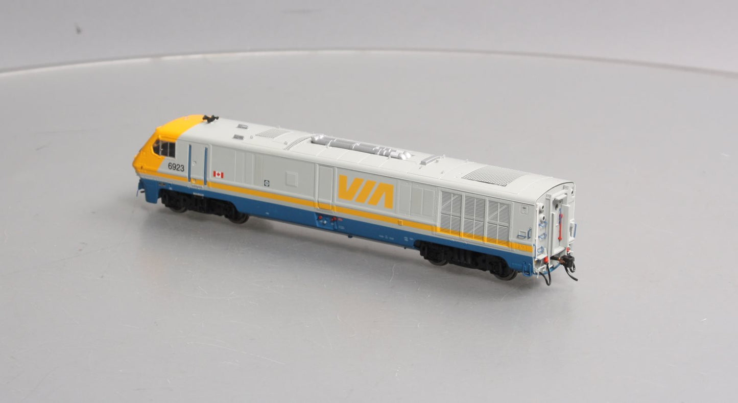 Rapido Trains 200010 HO VIA Rail Canada Bombardier LRC #6923
