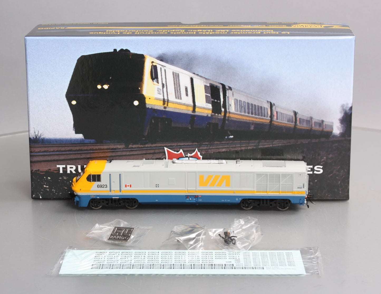 Rapido Trains 200010 HO VIA Rail Canada Bombardier LRC #6923