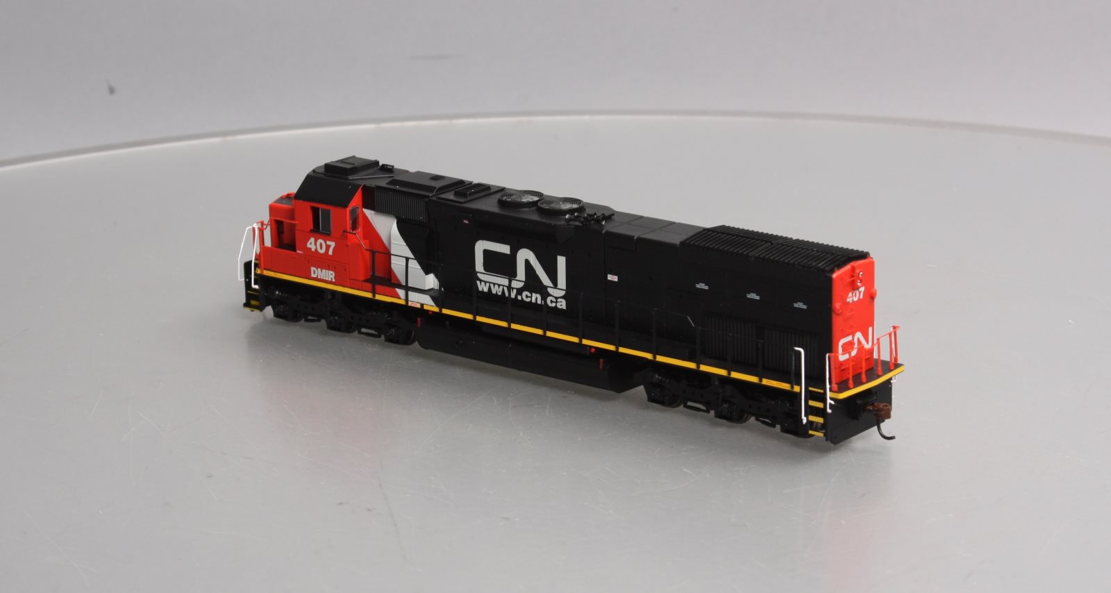 Athearn 88774 HO Canadian National SD45T-2 Diesel Locomotive #407