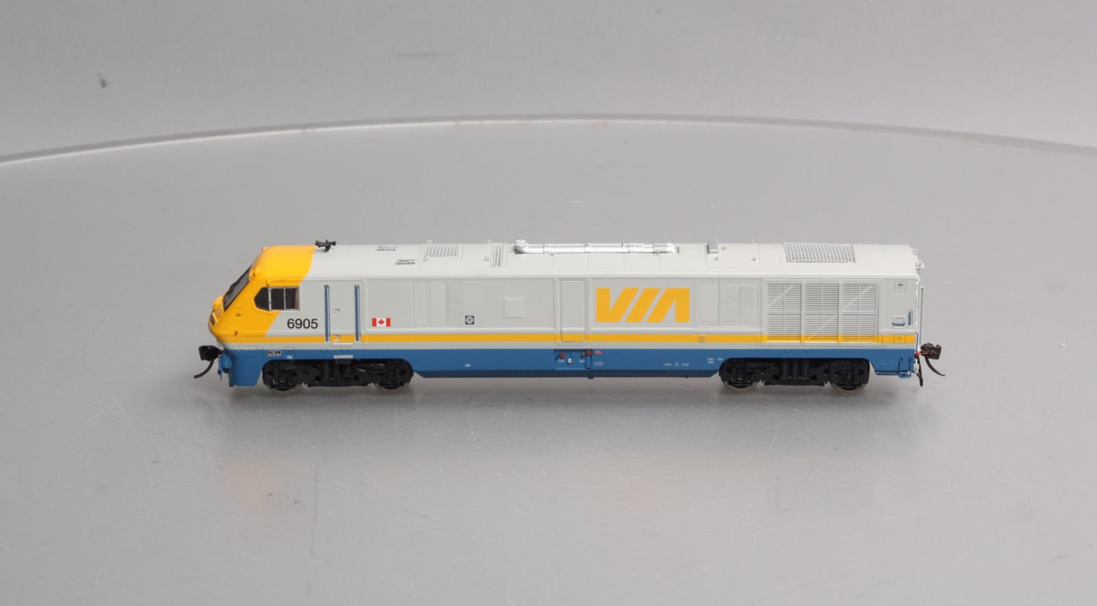 Rapido Trains 200051 HO VIA Rail Canada Diesel Locomotive #6905 w/DCC & Sound