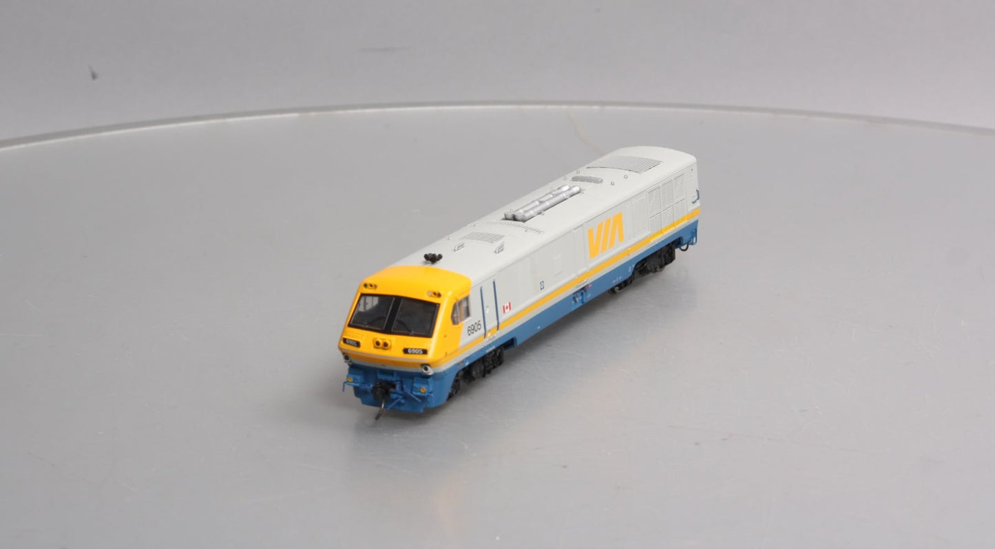 Rapido Trains 200051 HO VIA Rail Canada Diesel Locomotive #6905 w/DCC & Sound