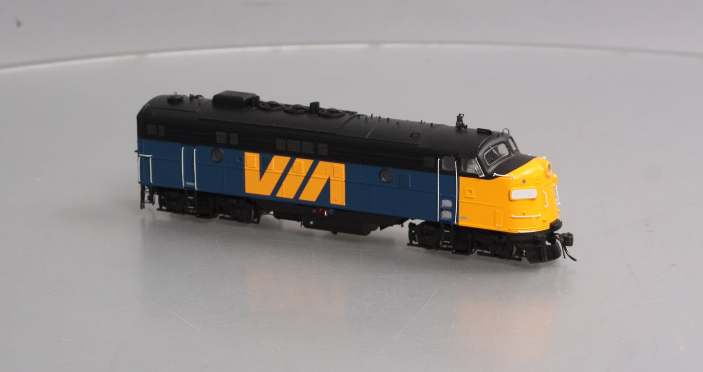 Rapido Trains 220525A HO VIA Rail Canada Diesel Locomotive w/DCC & Sound