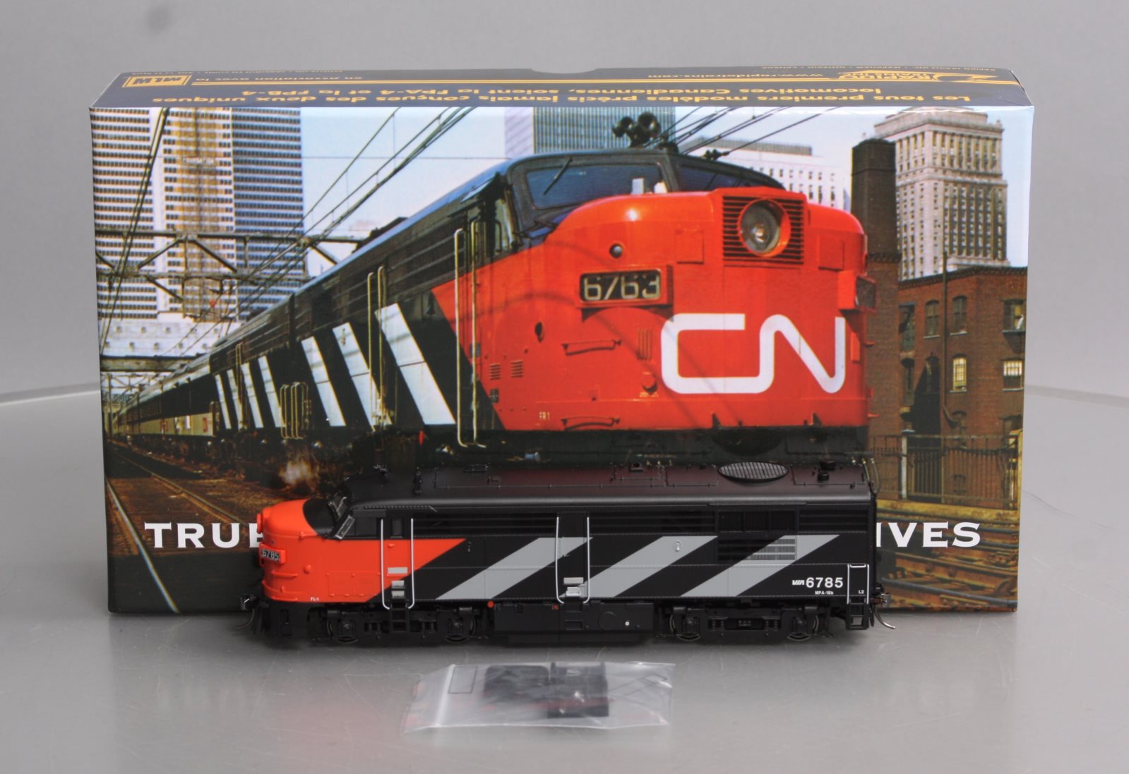 Rapido Trains 20515 HO VIA/CN MLW FPA4 with Sound & DCC #6785
