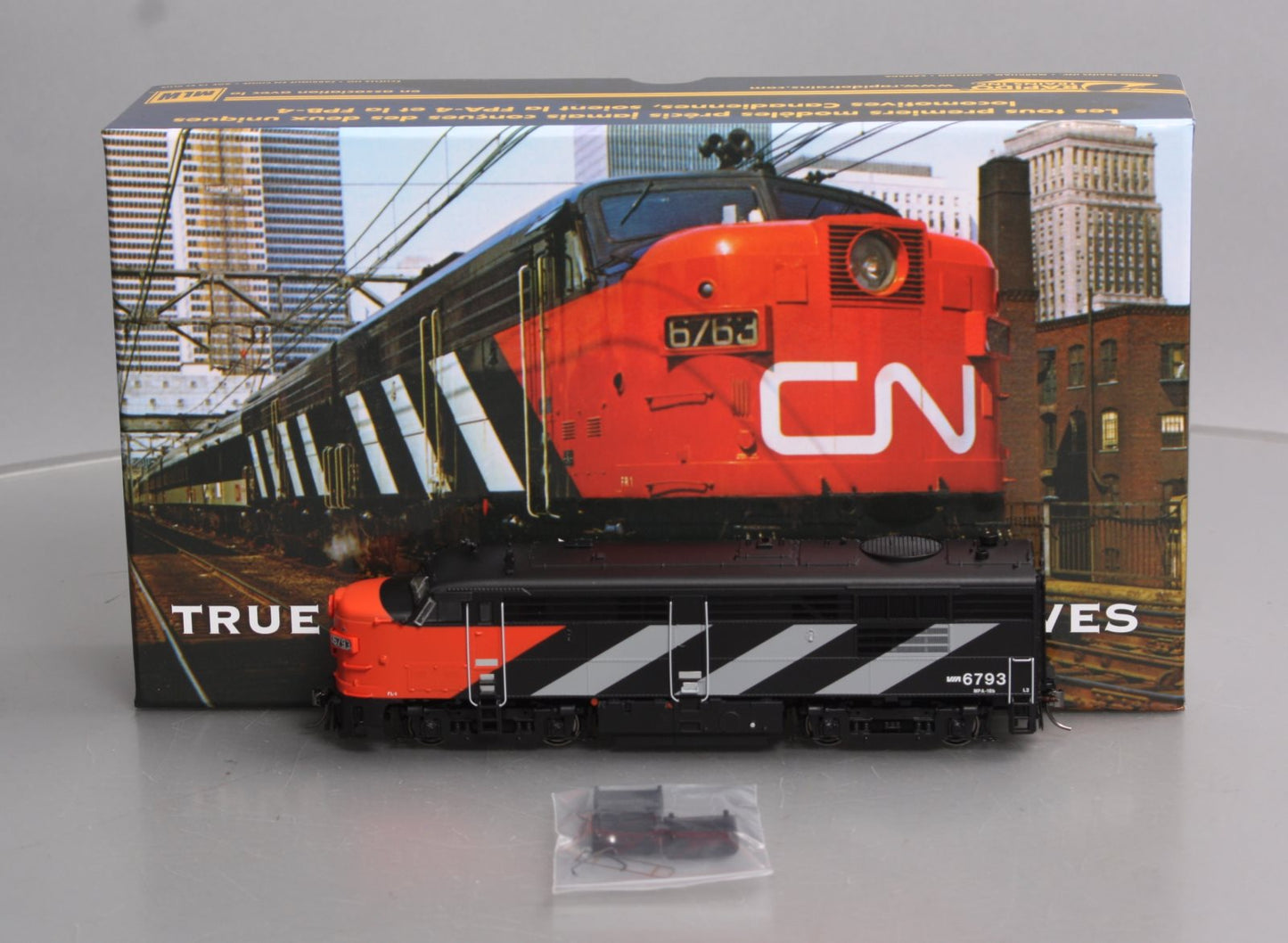 Rapido Trains 20516 HO VIA/CN MLW FPA4 with Sound & DCC #6793