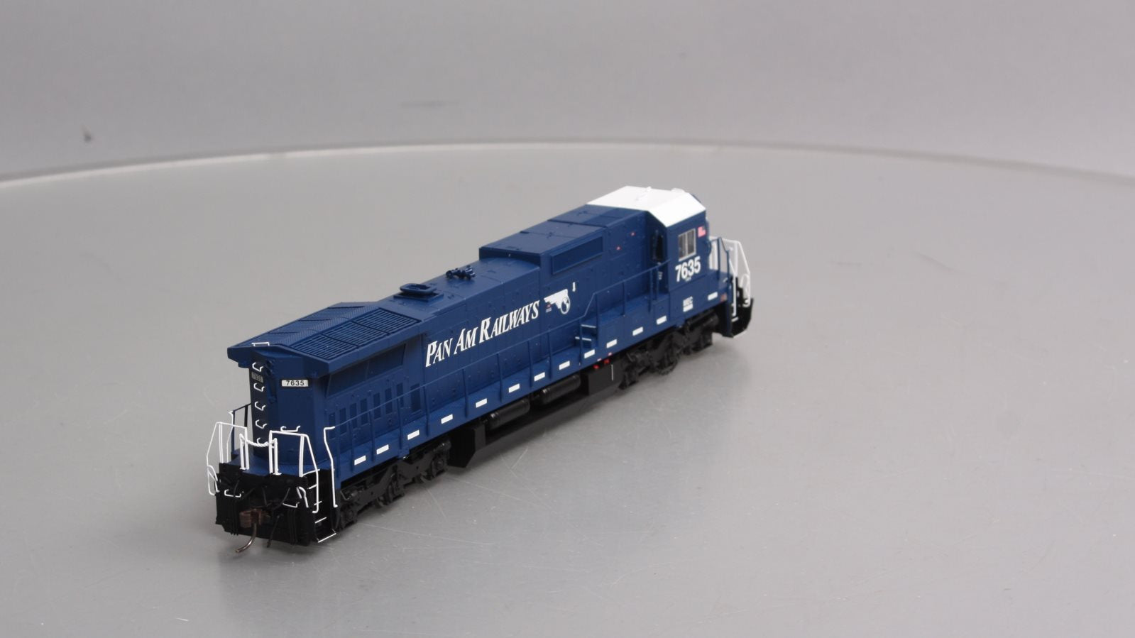 Atlas 10003130 HO Pan Am DASH 8-40C Diesel Locomotive w/ESU Sound & DCC #7635