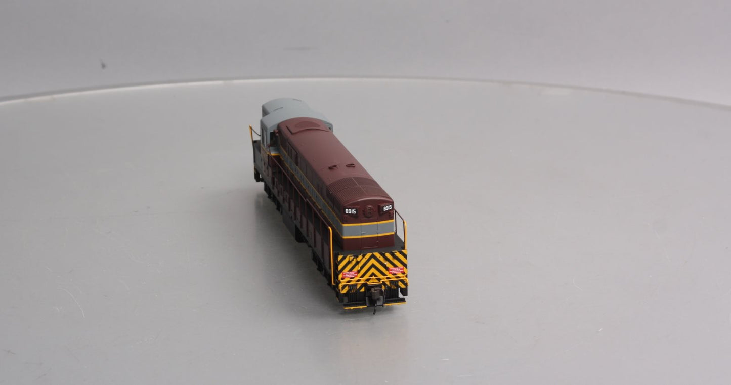 Atlas 7772 HO Canadian Pacific Ph. 2 Diesel Locomotive #8915 w/ DCC & SND