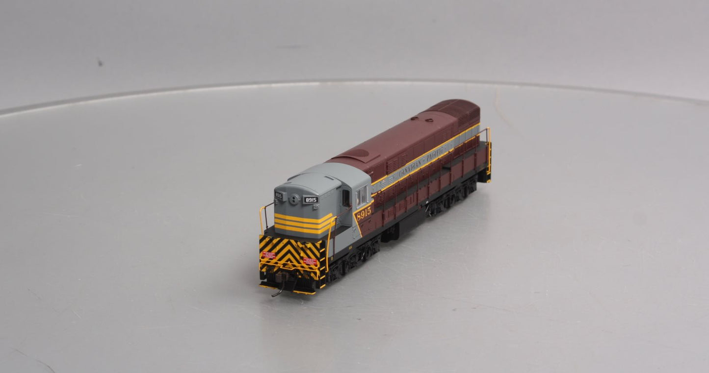 Atlas 7772 HO Canadian Pacific Ph. 2 Diesel Locomotive #8915 w/ DCC & SND
