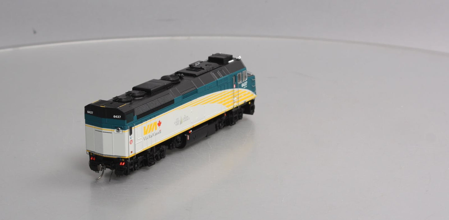 Rapido Trains 82505 HO VIA Rebuilt F40PH Diesel Locomotive #6347 w/ DCC & Sound