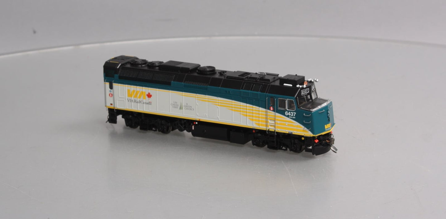 Rapido Trains 82505 HO VIA Rebuilt F40PH Diesel Locomotive #6347 w/ DCC & Sound