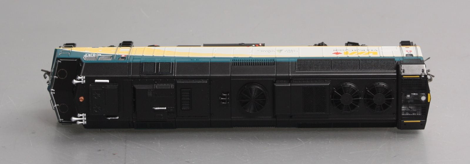 Rapido Trains 82505 HO VIA Rebuilt F40PH Diesel Locomotive #6347 w/ DCC & Sound