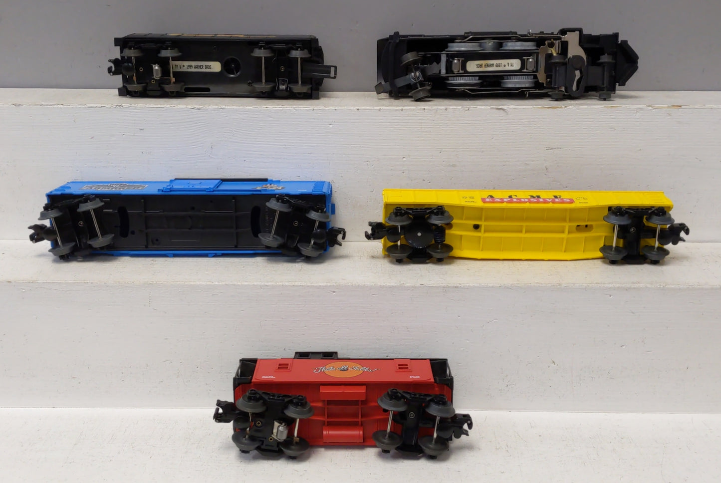 Lionel 6-21936 O Gauge Warner Bros. Looney Tunes Steam Freight Train Set LN/Box