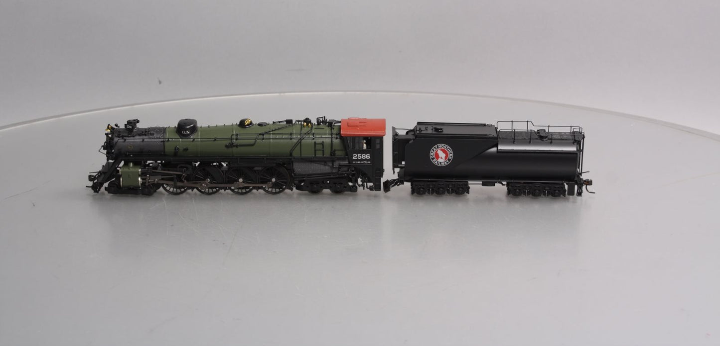 Broadway Limited 2874 HO Great Northern Class S-2 4-8-4 Vestibule Cab #2586