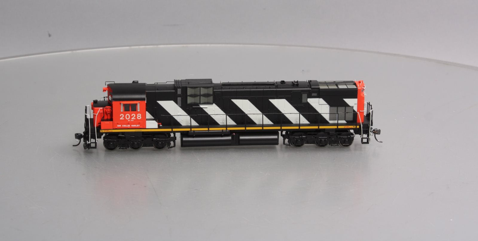 Bowser 23739 HO Cape Breton and Central Nova Scotia Railway MLW C-630M #2028