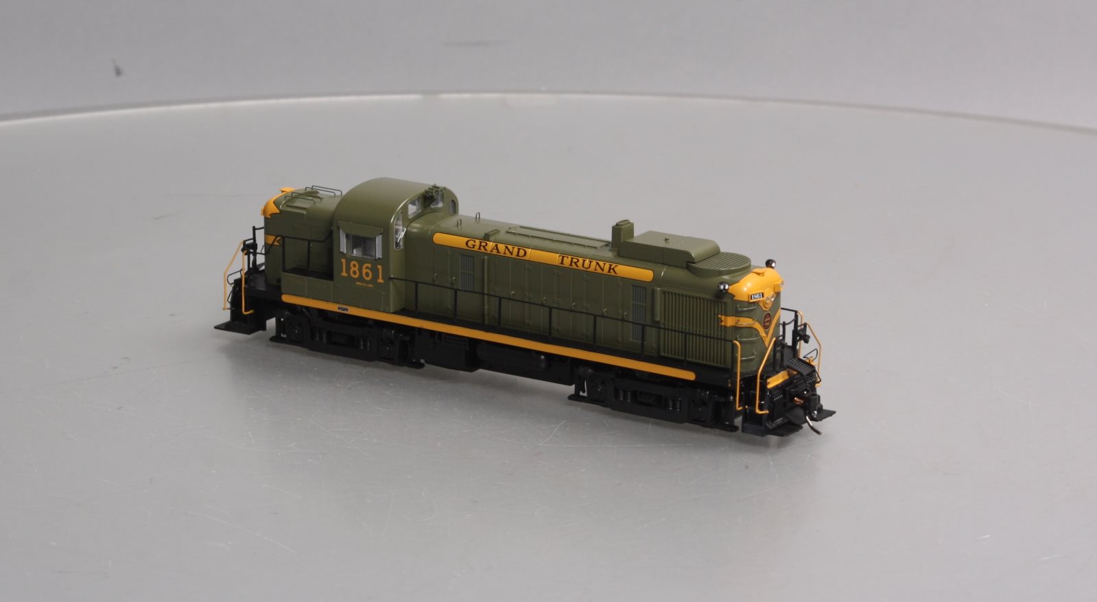 Bowser 24653 HO Grand Trunk Alco RS-3 Locomotive with DCC and Sound #1861
