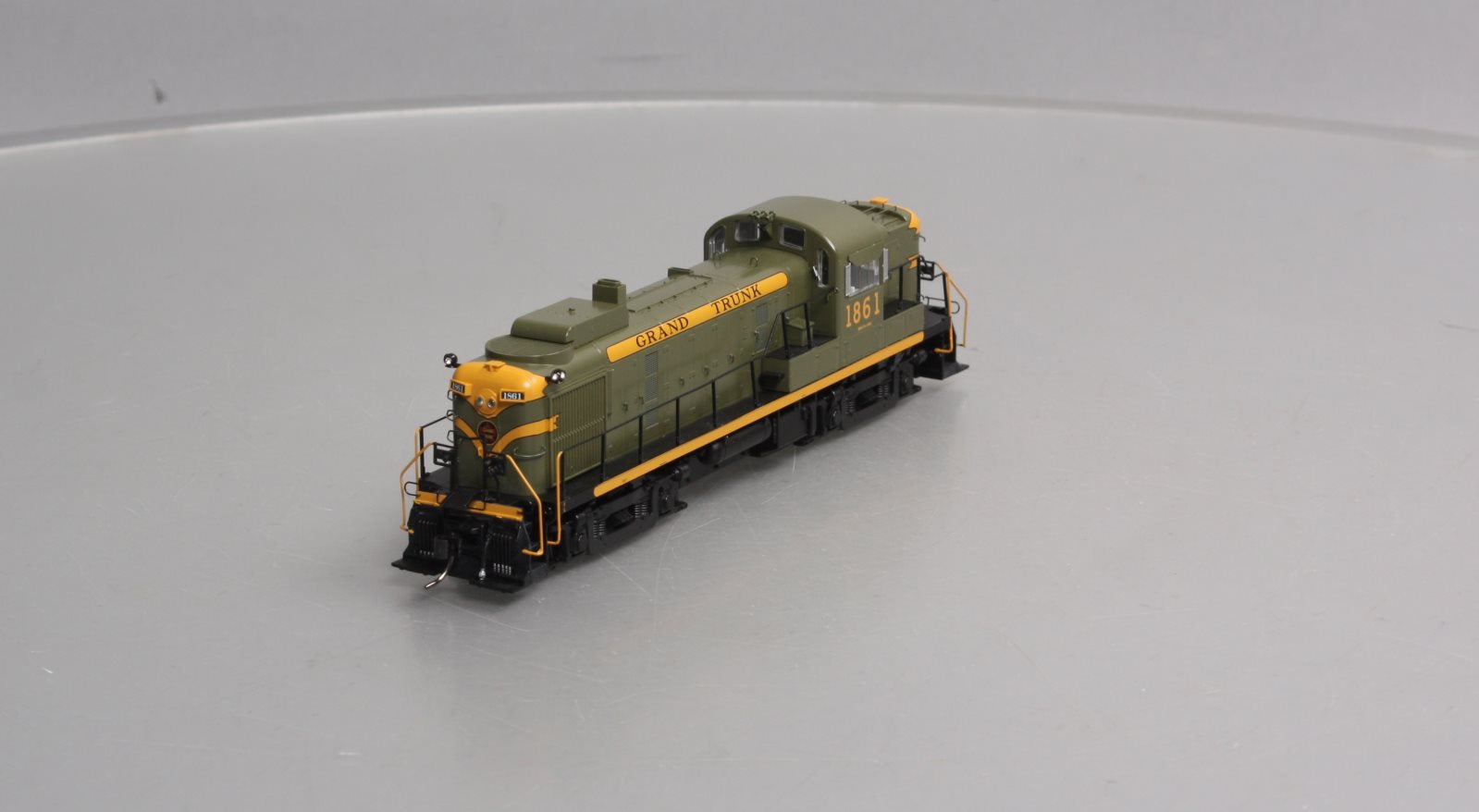 Bowser 24653 HO Grand Trunk Alco RS-3 Locomotive with DCC and Sound #1861