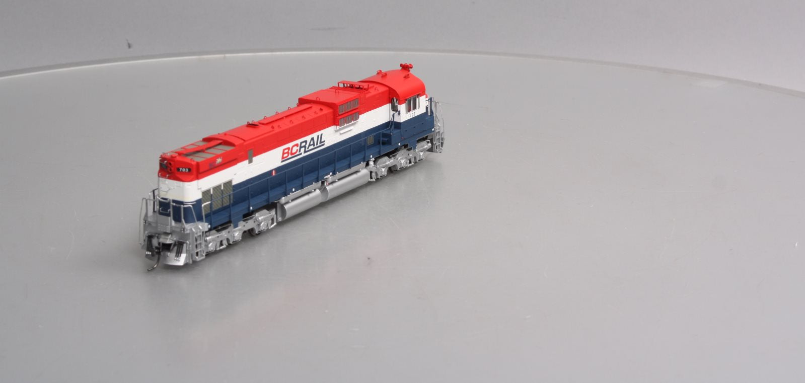 Bowser 23442 HO British Columbia Railway C-630M Diesel Locomotive #703