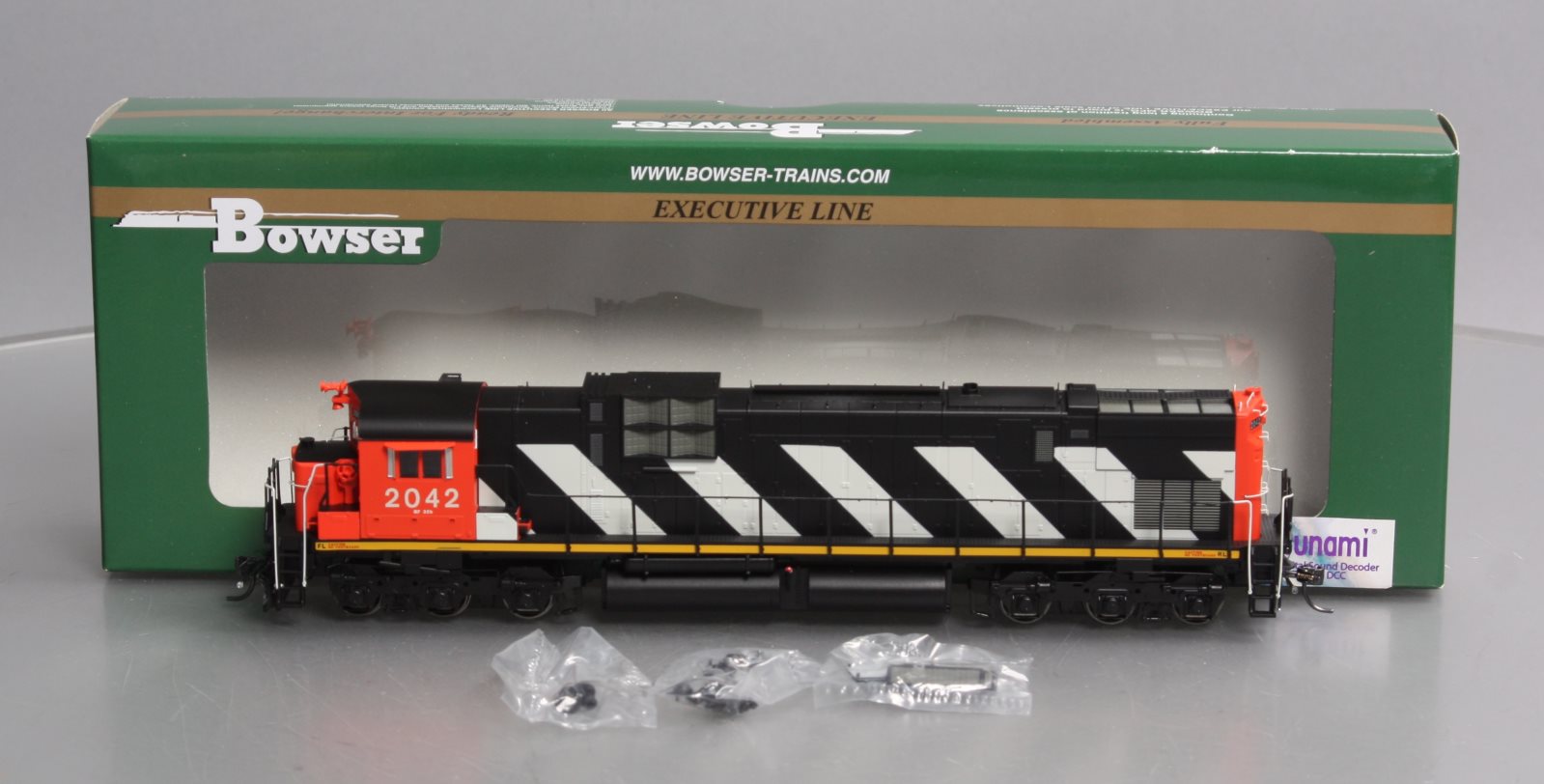 Bowser 23726 HO Canadian National Diesel Locomotive C-630M #2042 w/Sound/DCC