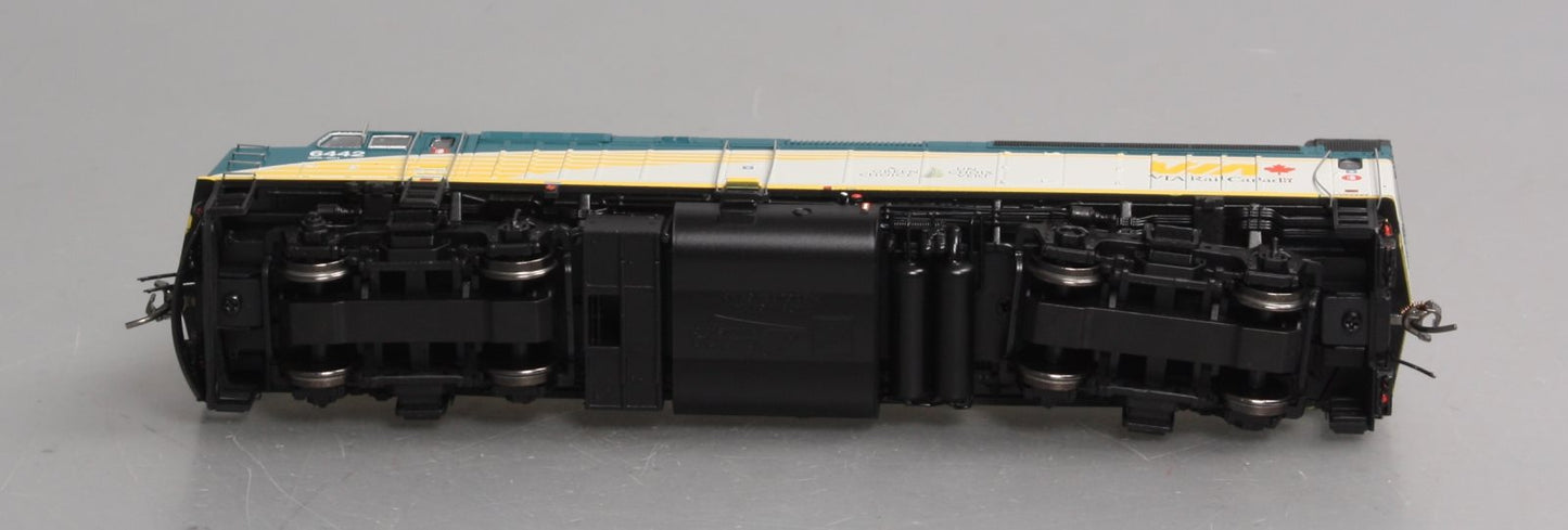 Rapido Trains 82507 HO Via Rail F40PH-2D Diesel #6442 w/ DCC & Sound