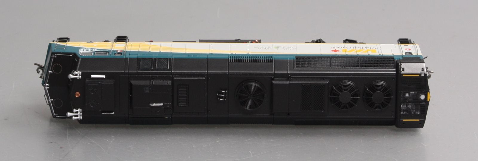 Rapido Trains 82507 HO Via Rail F40PH-2D Diesel #6442 w/ DCC & Sound
