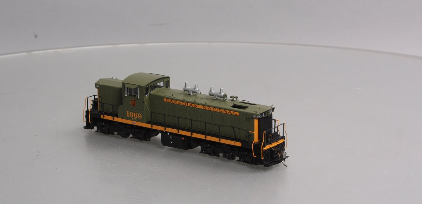 Rapido Trains 10558 HO Canadian National Diesel Locomotive #1069 w/ DCC/Sounds EX/Box