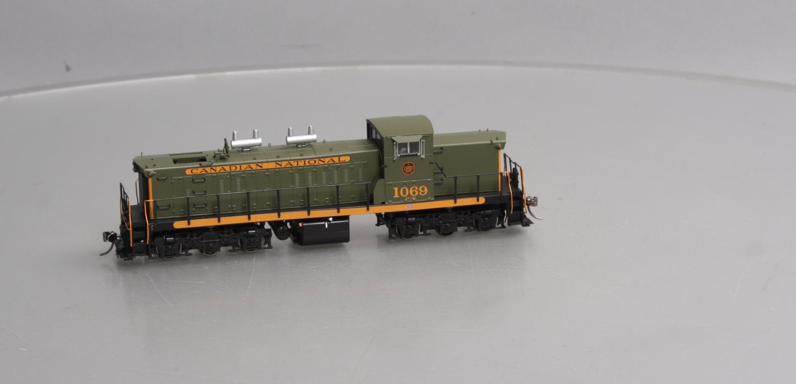 Rapido Trains 10558 HO Canadian National Diesel Locomotive #1069 w/ DCC/Sounds