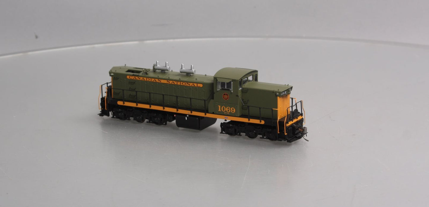 Rapido Trains 10558 HO Canadian National Diesel Locomotive #1069 w/ DCC/Sounds EX/Box