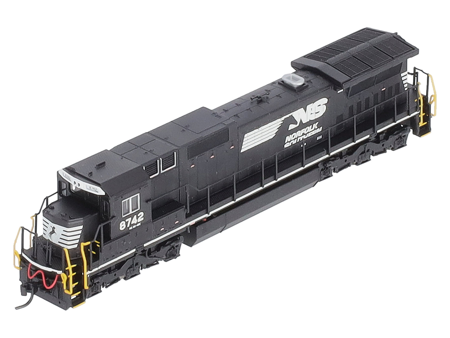 Atlas 51828 N Scale NS C40-8 Diesel Locomotive #8742