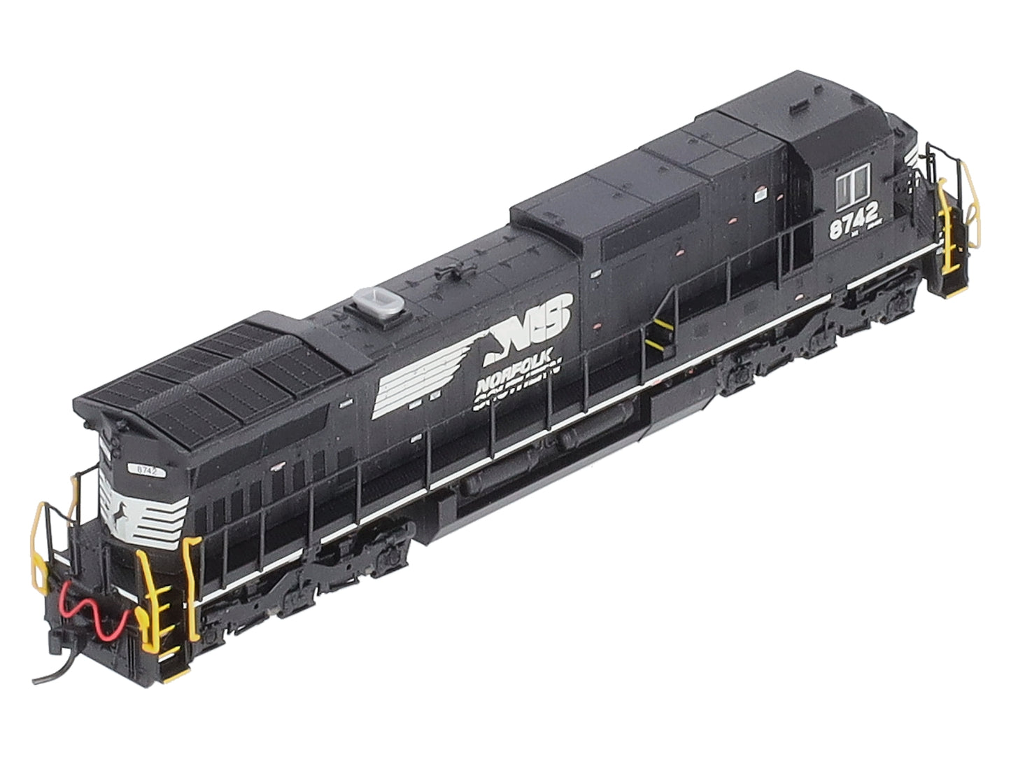 Atlas 51828 N Scale NS C40-8 Diesel Locomotive #8742