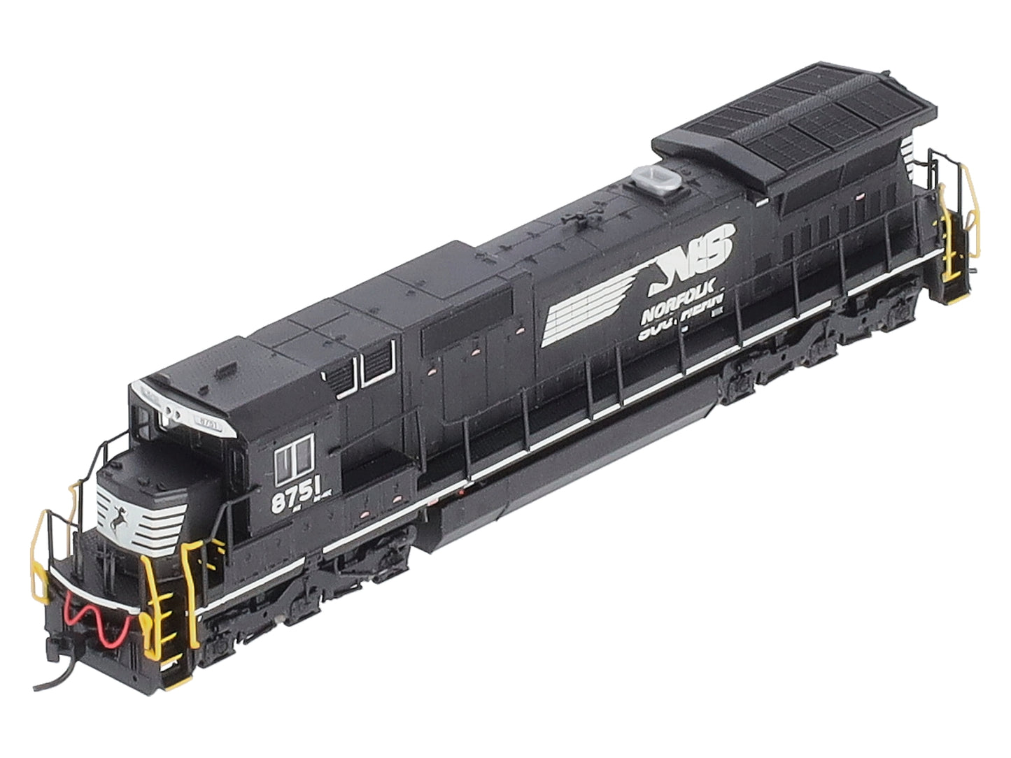 Atlas 51829 N  NS Dash 8-40C Diesel Locomotive #8751