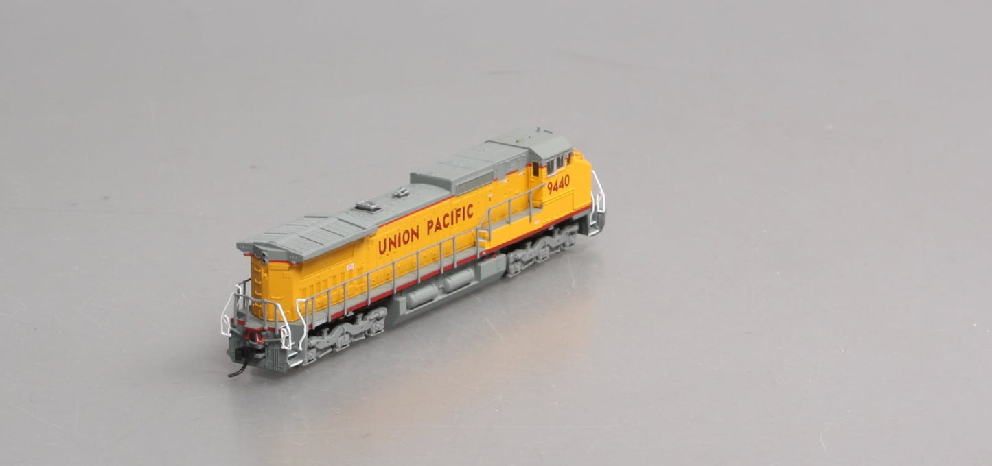 Atlas 51913 N Scale UP C40-8W Diesel Locomotive #9440