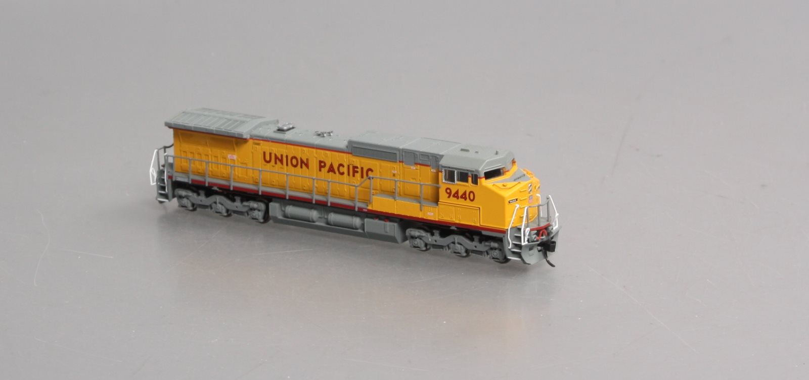 Atlas 51913 N Scale UP C40-8W Diesel Locomotive #9440