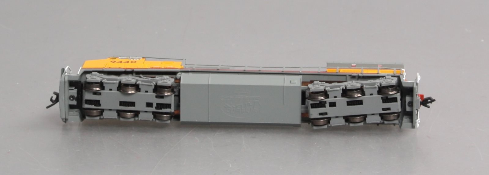 Atlas 51913 N Scale UP C40-8W Diesel Locomotive #9440