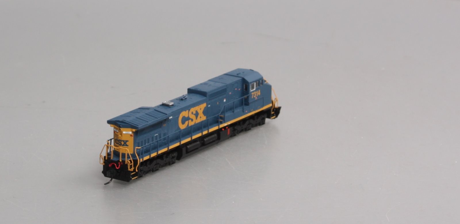 Atlas 51922 N CSX/YN3 RTR Dash 8-40CW Diesel Locomotive #7314