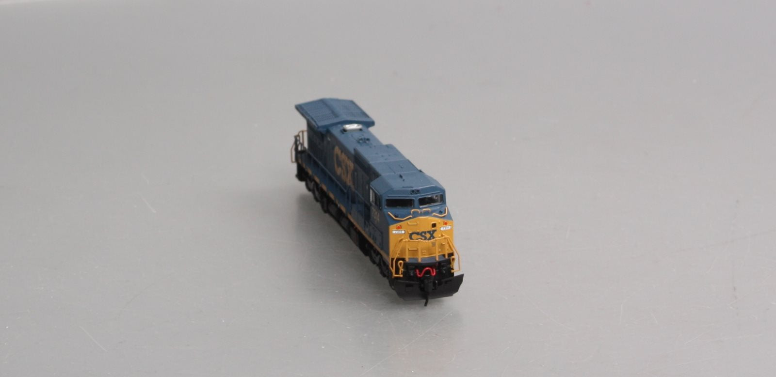 Atlas 51922 N CSX/YN3 RTR Dash 8-40CW Diesel Locomotive #7314
