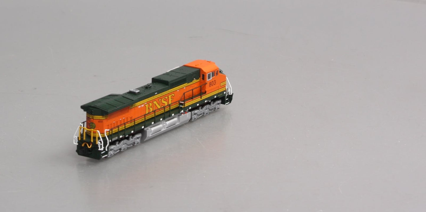 Atlas 51915 BNSF N RTR Dash 8-40CW Diesel Locomotive #803
