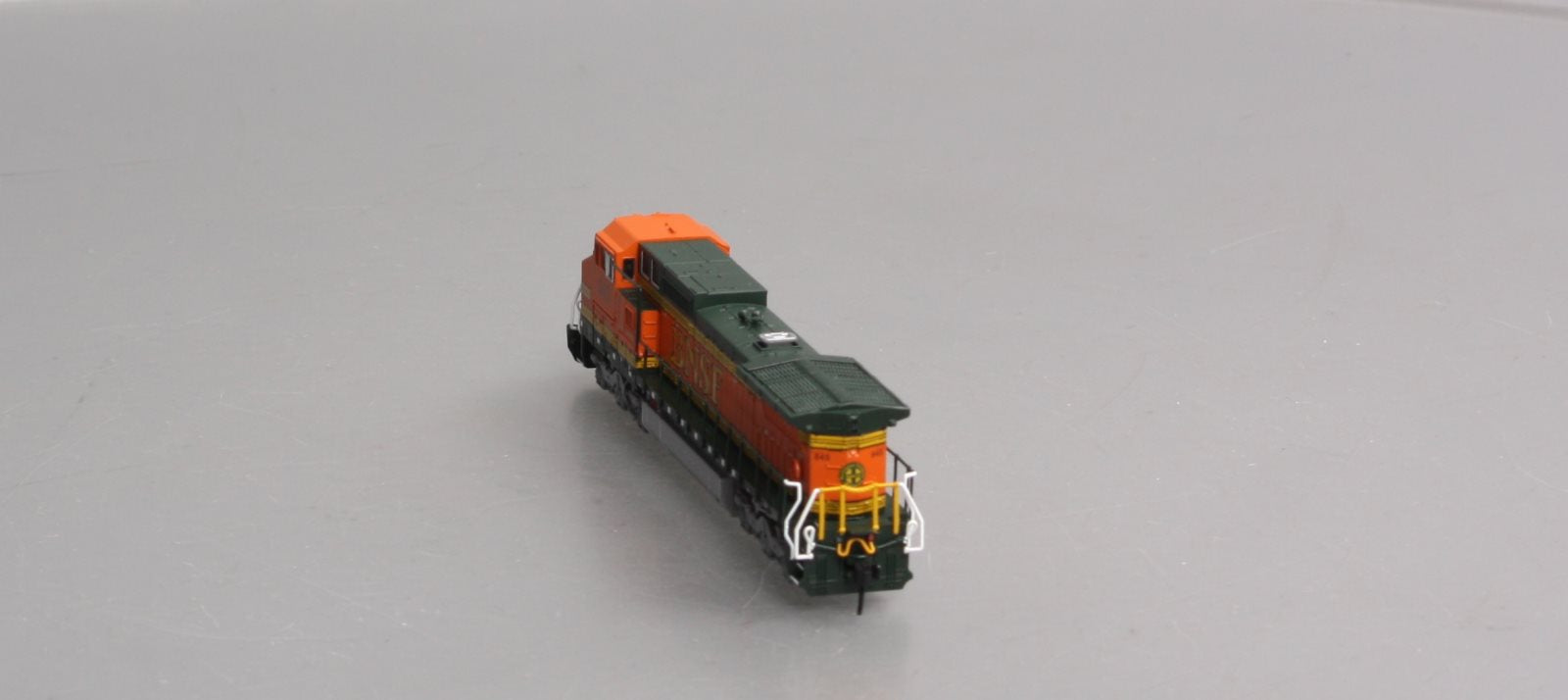 Atlas 51916 N BNSF RTR Dash 8-40CW Diesel Locomotive #845