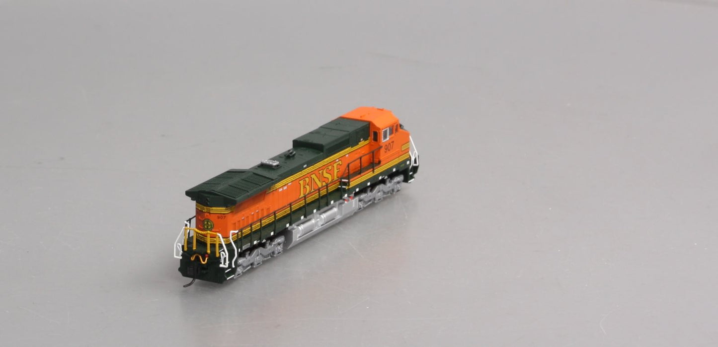 Atlas 51917 N BNSF RTR Dash 8-40CW Diesel Locomotive #907