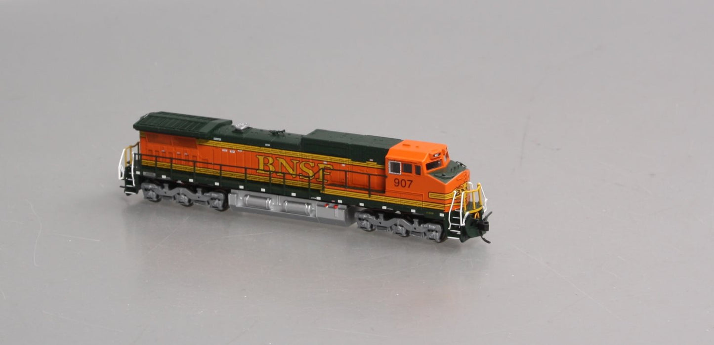 Atlas 51917 N BNSF RTR Dash 8-40CW Diesel Locomotive #907