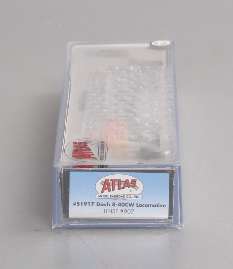 Atlas 51917 N BNSF RTR Dash 8-40CW Diesel Locomotive #907