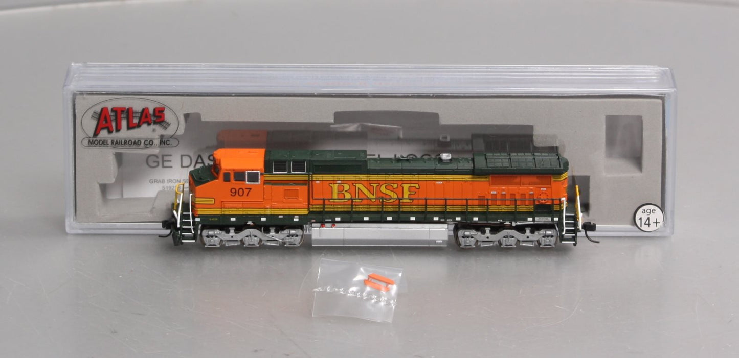 Atlas 51917 N BNSF RTR Dash 8-40CW Diesel Locomotive #907