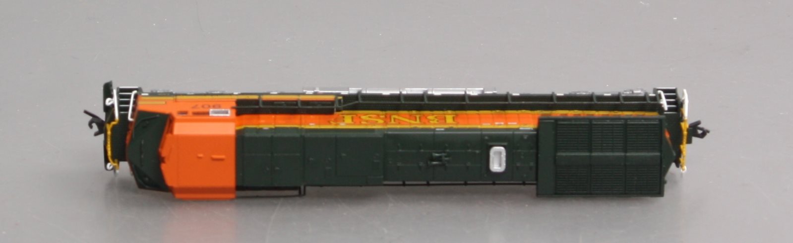 Atlas 51917 N BNSF RTR Dash 8-40CW Diesel Locomotive #907