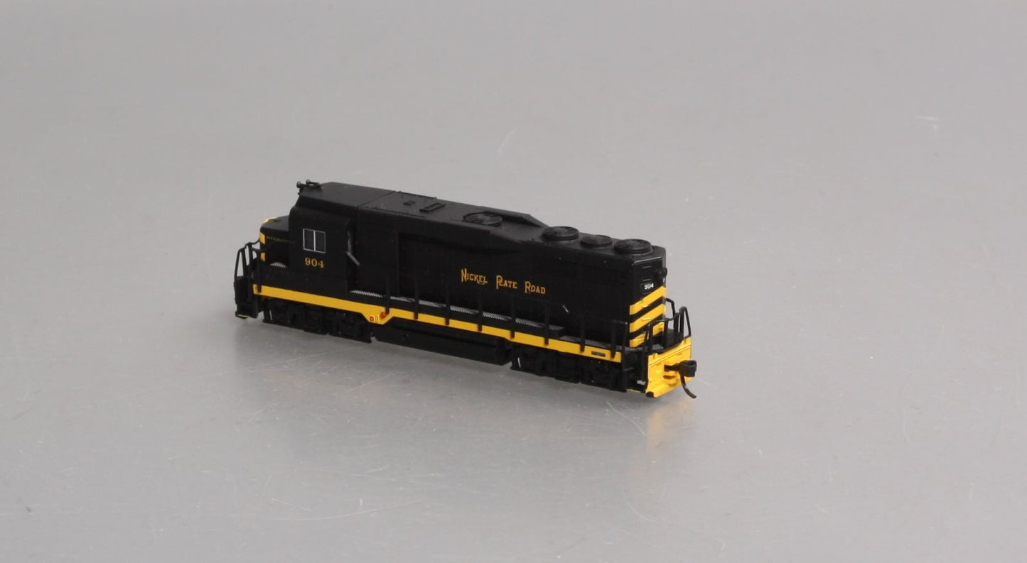 Atlas 47542 N NKP Classic GP30 Diesel Locomotive #904