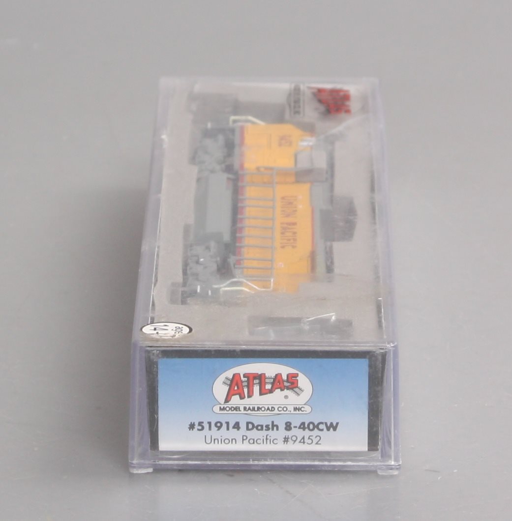 Atlas 51914 N Scale UP C40-8W Diesel Locomotive #9452