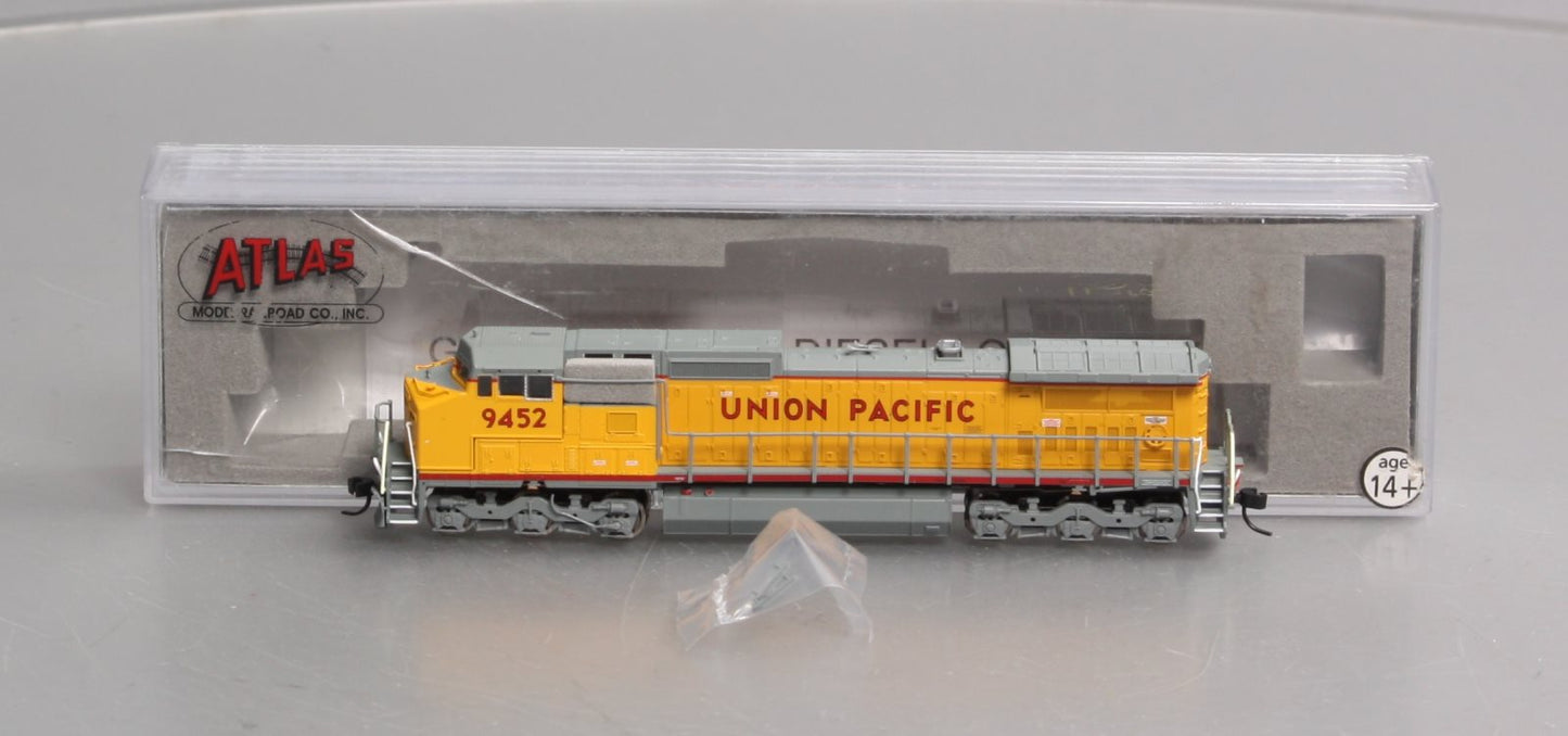 Atlas 51914 N Scale UP C40-8W Diesel Locomotive #9452