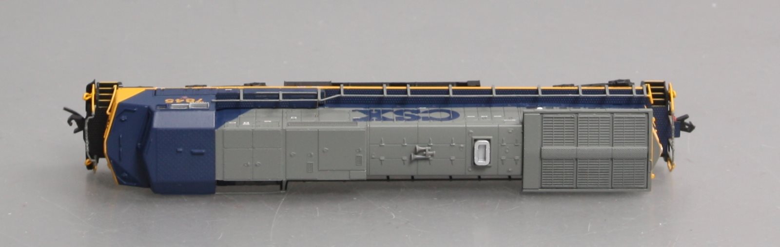Atlas 51908 N Scale CSX Dash 8-40CW #7845