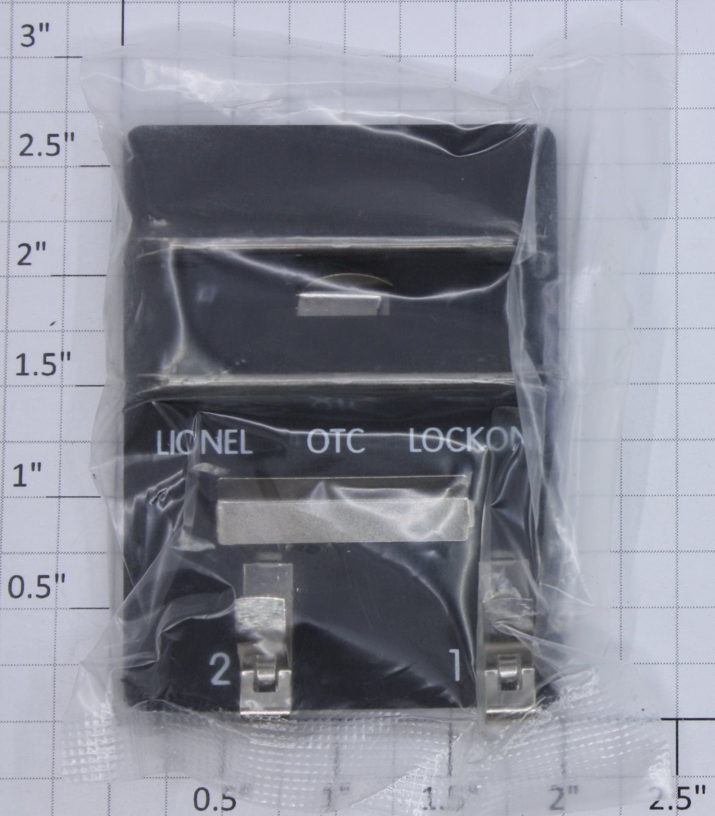 Lionel OTC O Gauge Operating Car Track Power Lockon with Clips - Packaged