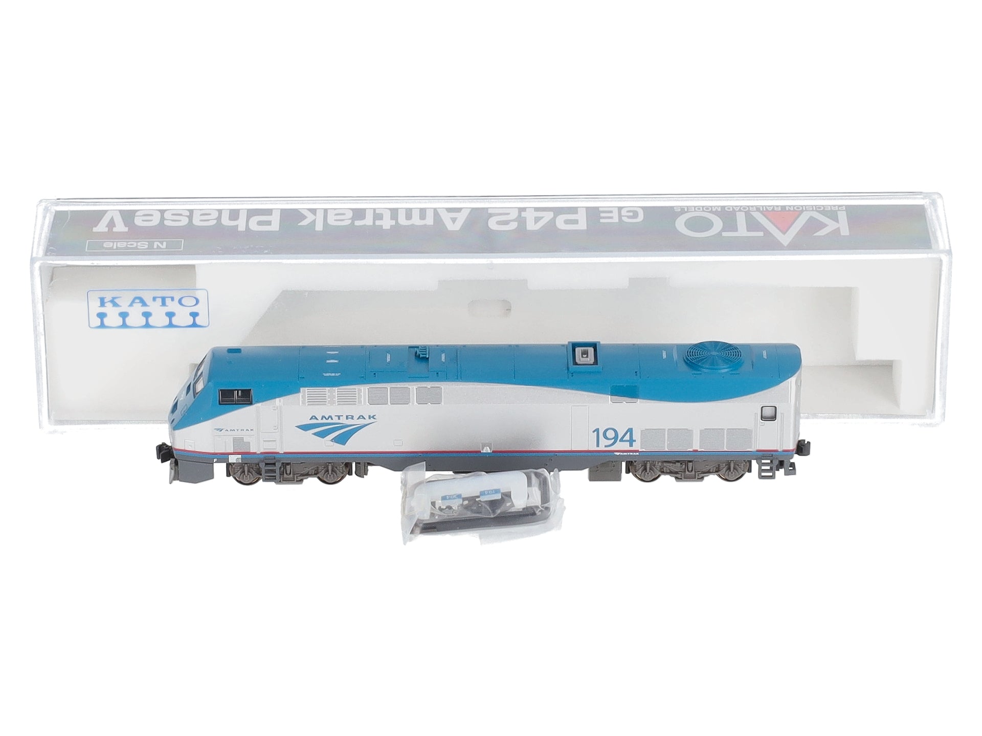 Kato 176-6011 N Scale Amtrak P42 PhV Diesel Locomotive #194