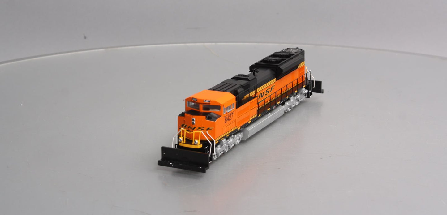 Walthers 910-19801 HO BNSF SD70ACe Diesel Locomotive #8400