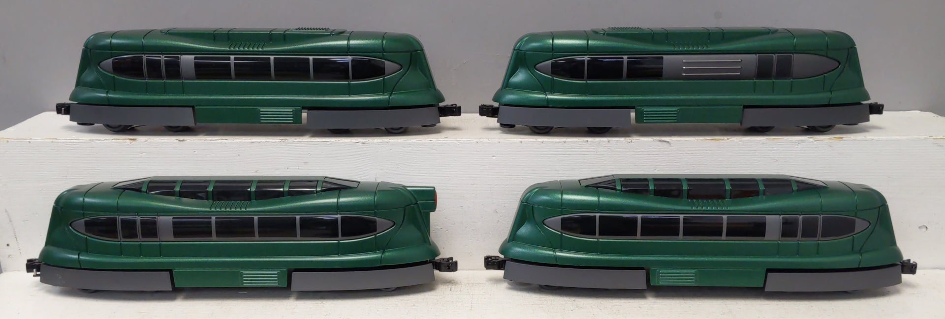 Lionel 6-25559 O Phantom IV Passenger Cars (Pack of 4)